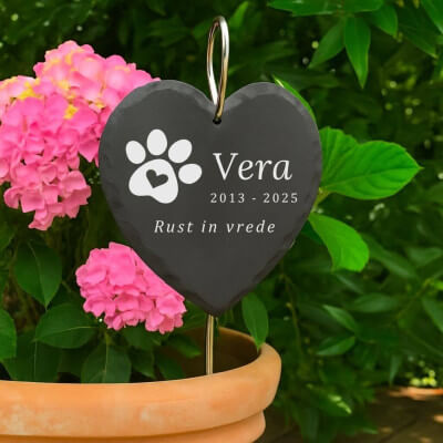 Personalised Heart Dog Grave Marker with Metal...