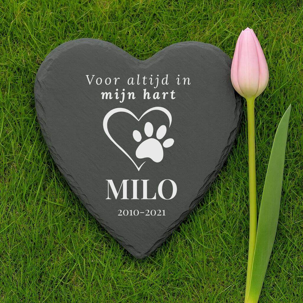 Personalised Heart Dog Grave Marker – Slate Pet Memorial Garden Plaque with Name, Dates & Tribute
